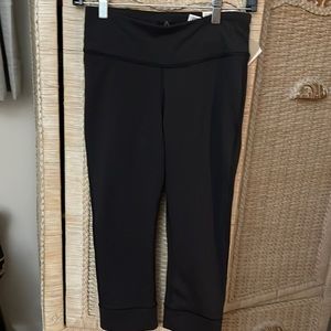 Reebok womens lux tight capri leggings